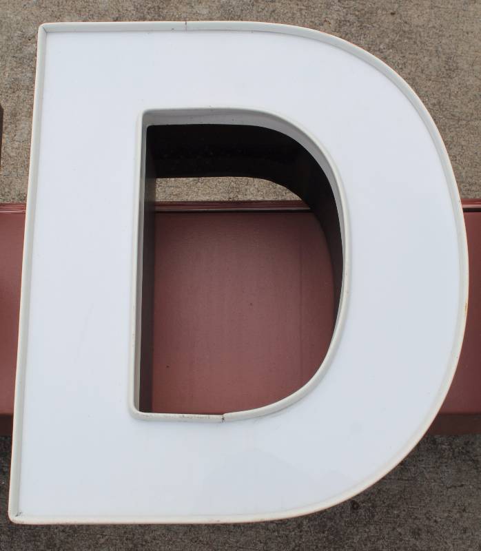White Letter D