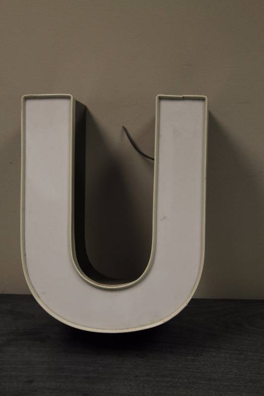 White Letter U
