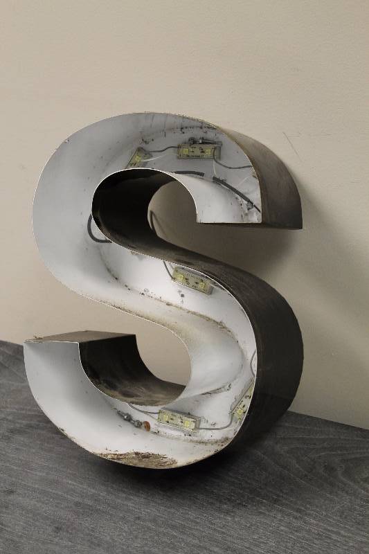 White Letter S