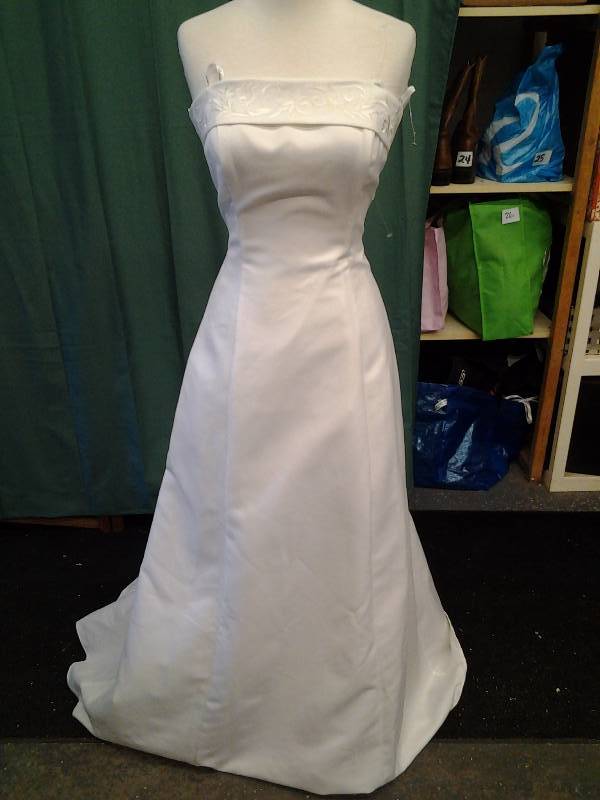 Roberta Bridal - Size 8