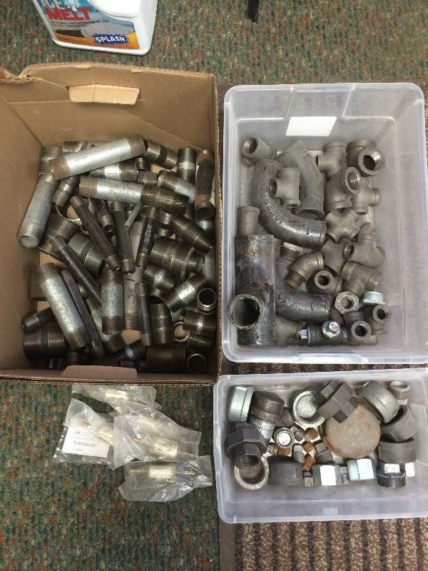 lot 14 image: Assorted Pipes And Fittings