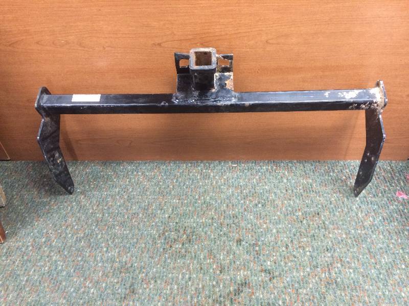 lot 16 image: Receiver Hitch