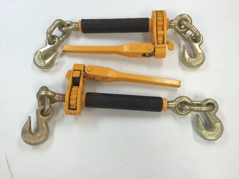 lot 25 image: Ratchet Chain Binders