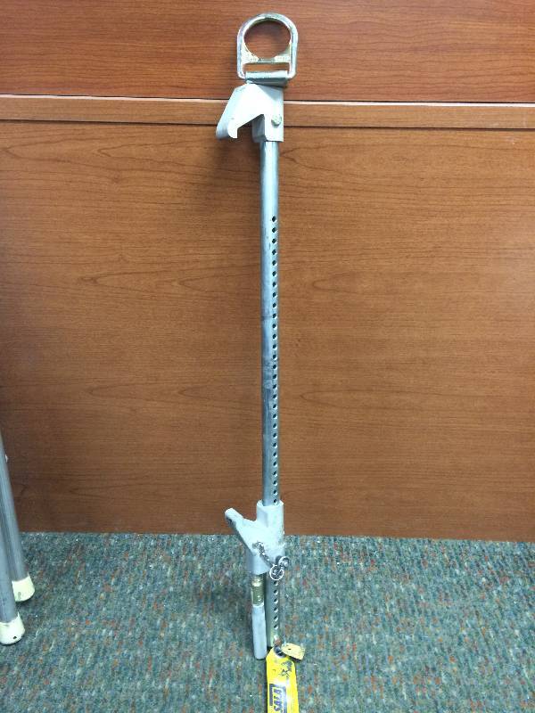lot 68 image: Fixed Beam Anchor For Safety Harness