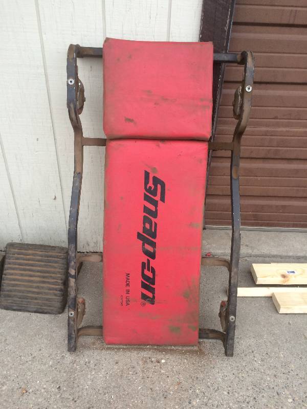 lot 86 image: Snap-On Creeper