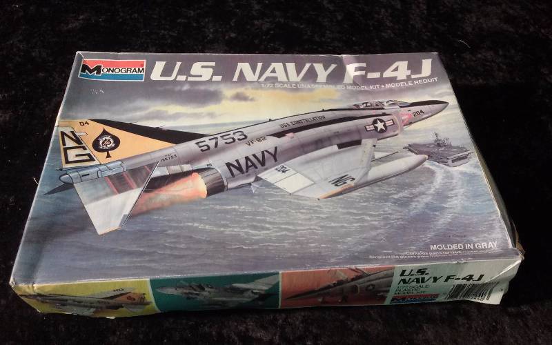 172 Scale US Navy F-45 Model Plane