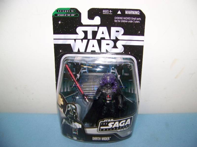 lot 16 image: (4) Star Wars Figurines - NEW IN BOX
