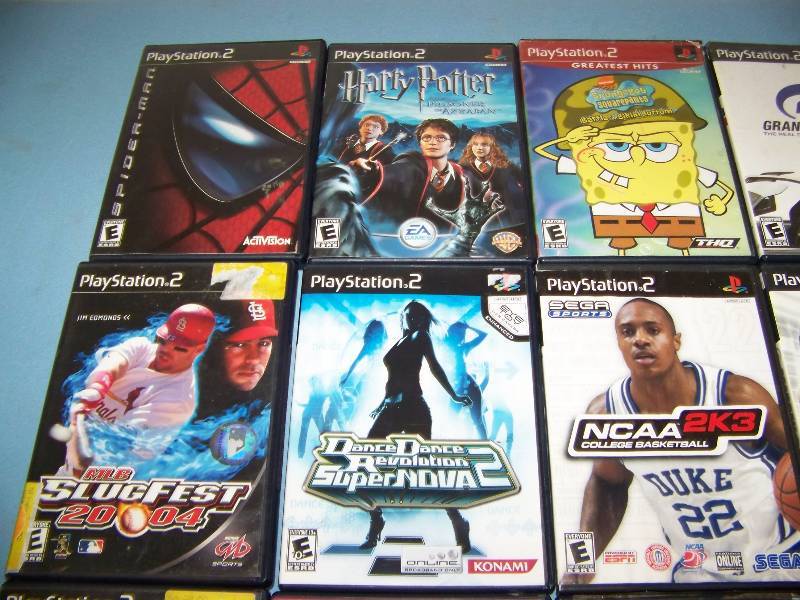 lot 58 image: (18) Sony, Playstation 2  PS2, Video Games