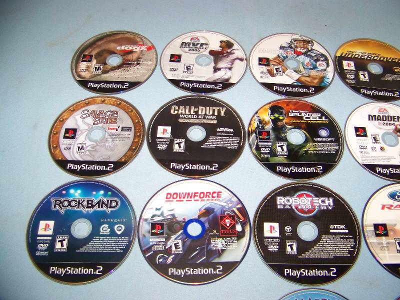 lot 64 image: (20) Sony, Playstation 2  PS2, Video Games