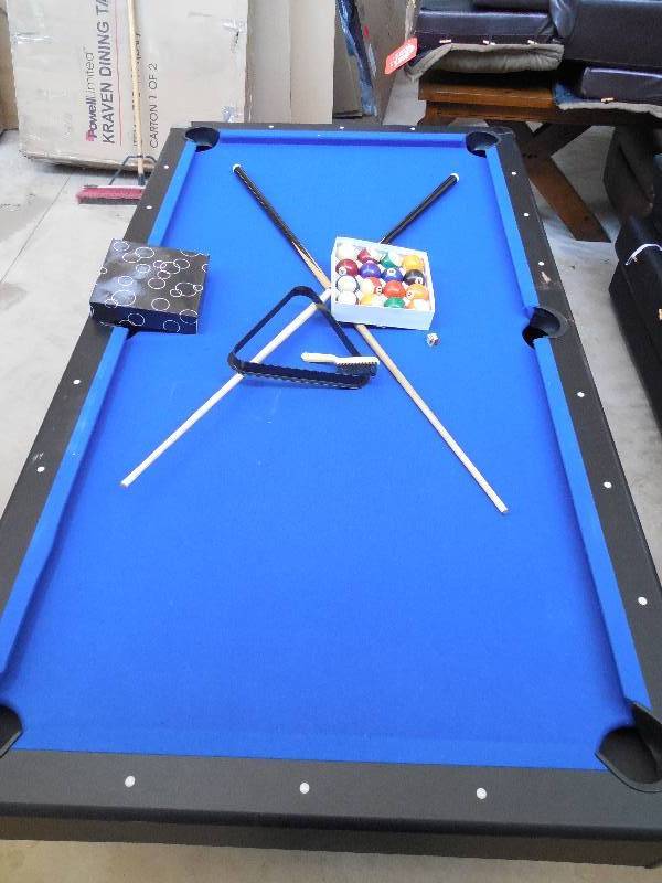 lot 14 image: LifeMax 7 Arcade Billiard Table with Ball Return