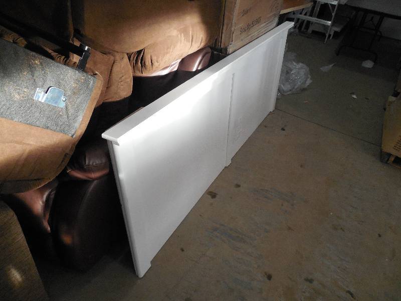 lot 92 image: QUEEN HEADBOARD - WHITE