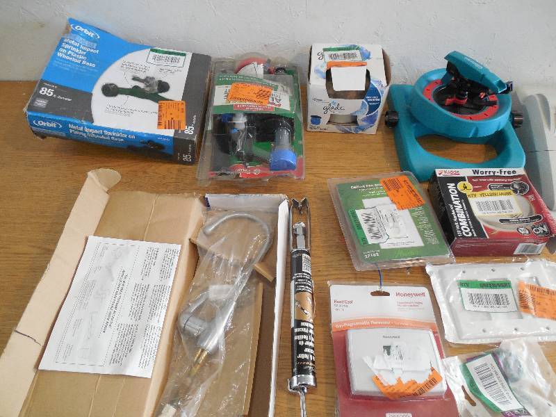 lot 52 image: ASSORTED BOX LOT