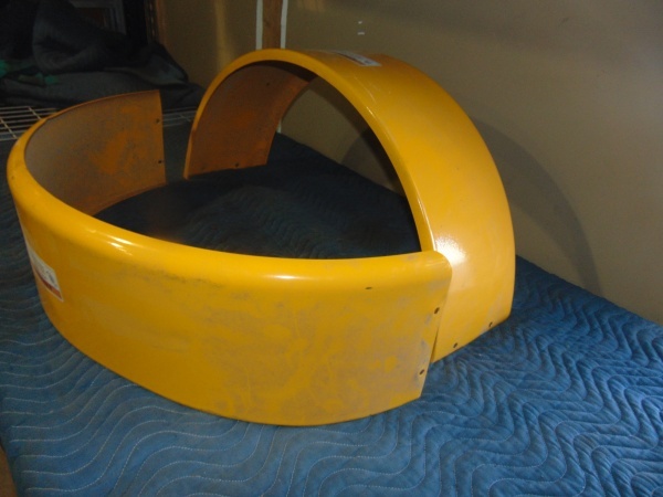 lot 25 image: (2) Wheel Fenders