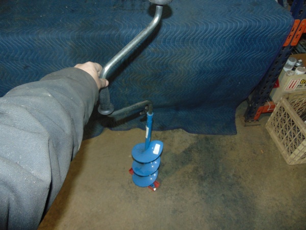 lot 35 image: Strikemaster Hand Auger