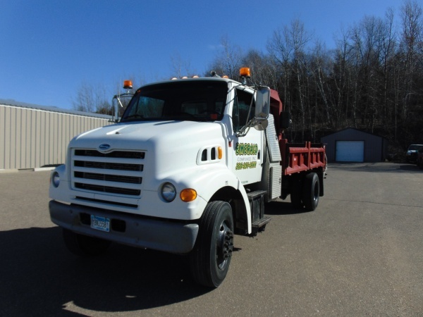 lot 9 image: 1999 Sterling Diesel Truck With Dump Box