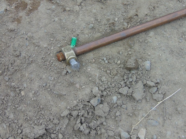 lot 71 image: (3) Ground Rods
