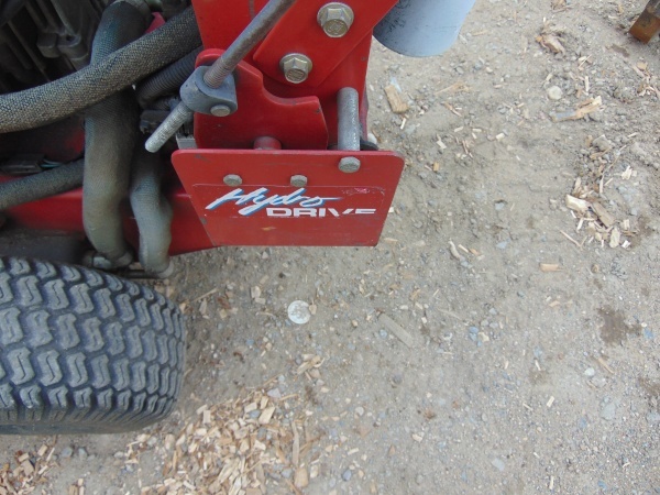 lot 94 image: ProLine Commercial Walk Behind Lawn Mower With Blown Motor