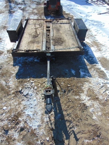 lot 10 image: 1980 Homemade 4 x 6 Tilt Trailer