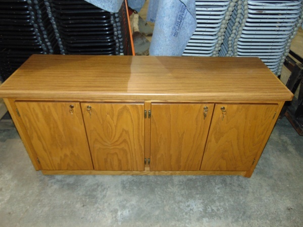 lot 96 image: Counter on Wheels