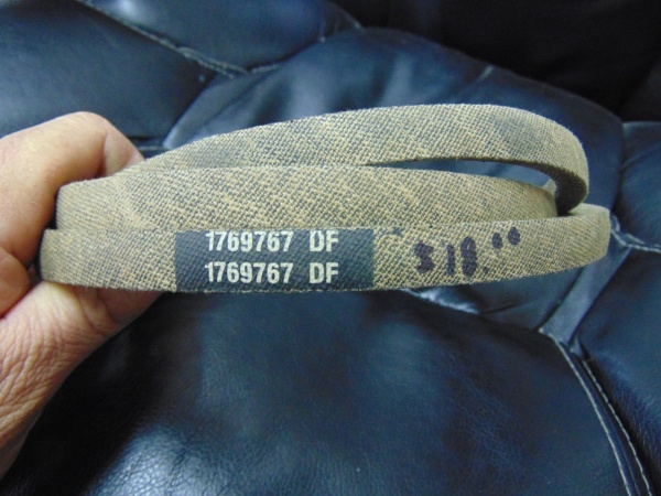 lot 146 image: New Belt