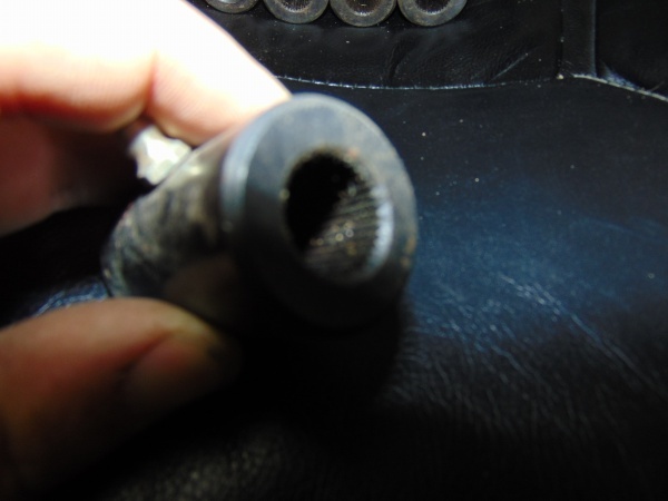 lot 150 image: (5) Splined Connectors