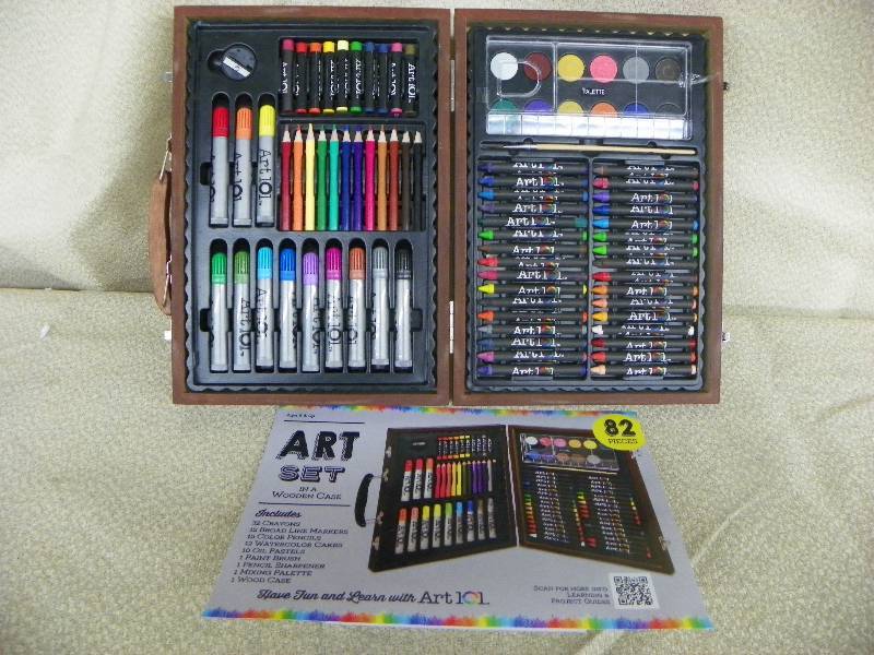 lot 511 image: Art 101 82 pc Wood Art Set, MSRP $29.99