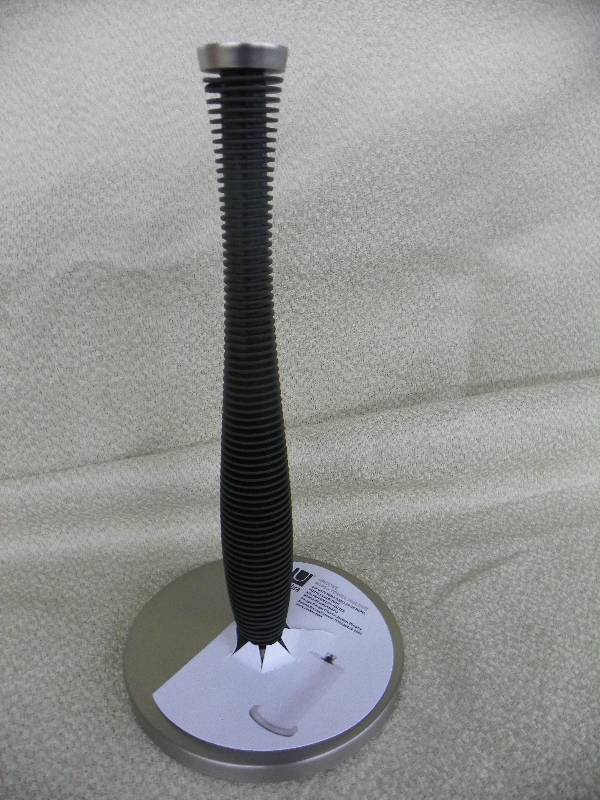 lot 520 image: GROOVE Paper Towel Holder, MSRP $39.99