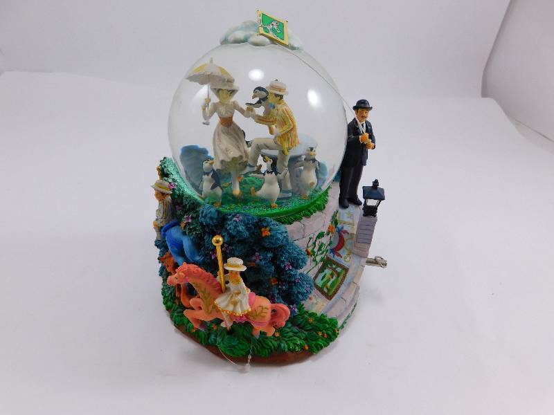 lot 38 image: Mary Poppins Light-Up Musical SnowGlitter Globe