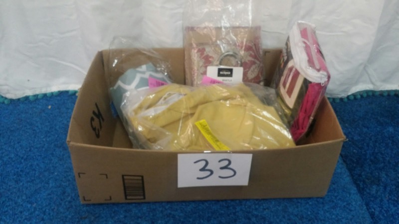 lot 33 image: 4 piece Curtains
