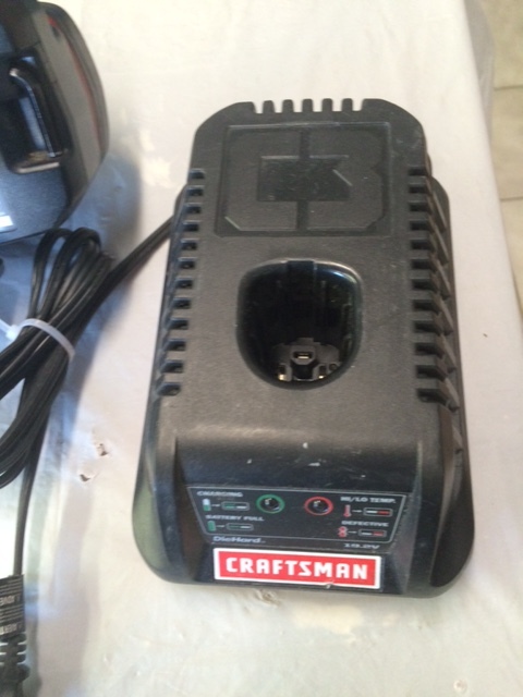 lot 10 image: Craftsman Cordless Circular Saw