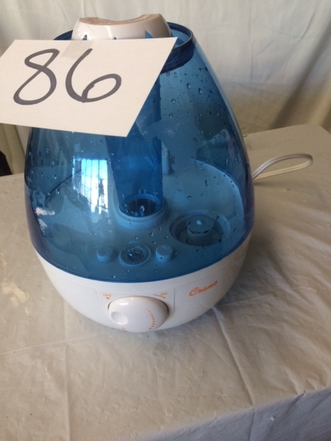 lot 86 image: Crane Drop Ultrasonic Cool Mist Humidifier  BlueWhite