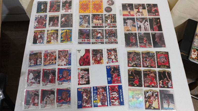 56 Michael Jordan Trading Cards