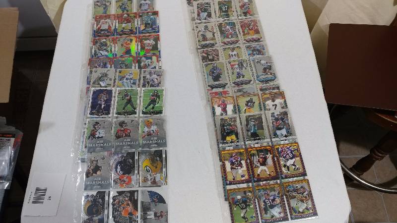 121 Football Trading Cards
