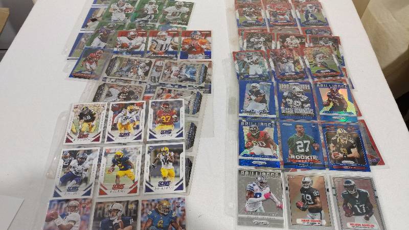 93 Football Trading Cards