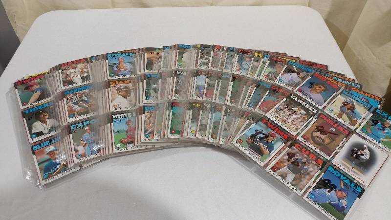 635 - 1980s Baseball Trading Cards