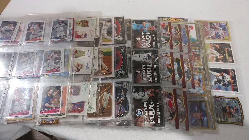 Approx 192 Baseball Trading Cards