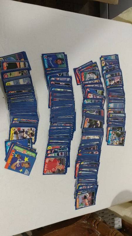 Baseball Trading Cards Over 500