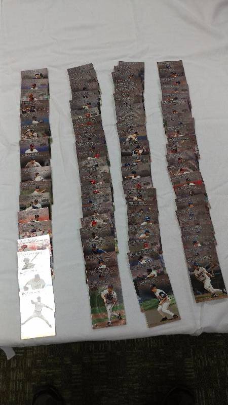 87 - 2000 Skybox Baseball Cards