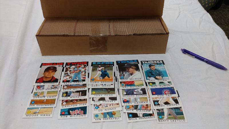 Box of 1986 Baseball Cards