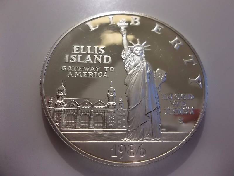 1986 S Ellis Island  Liberty Half Dollar Silver Commemorative Proof Unc