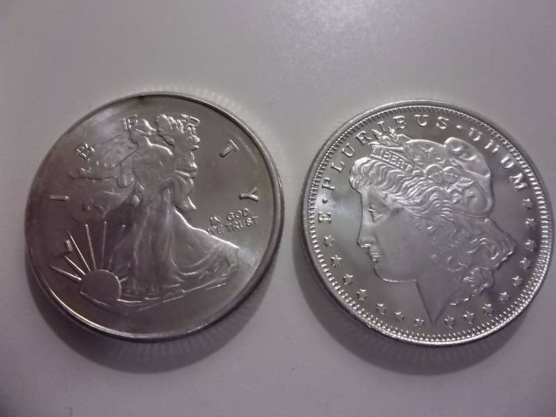 2- 14 Troy Oz. .999 Fine Silver Commemoratives Rounds Unc