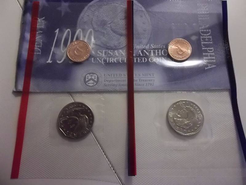 1999 Susan B. Anthony Uncirculated Coin Set P & D