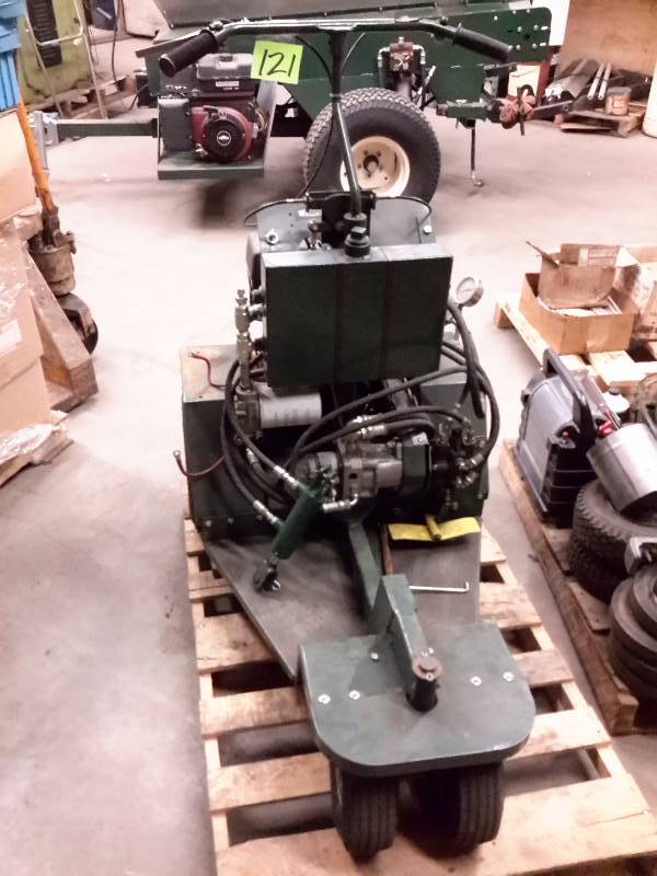 lot 121 image: PROTOTYPE, Stand up driving cart.. Good size engine