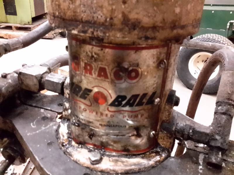 lot 123 image: 55 Gallon Drum Graco Pump