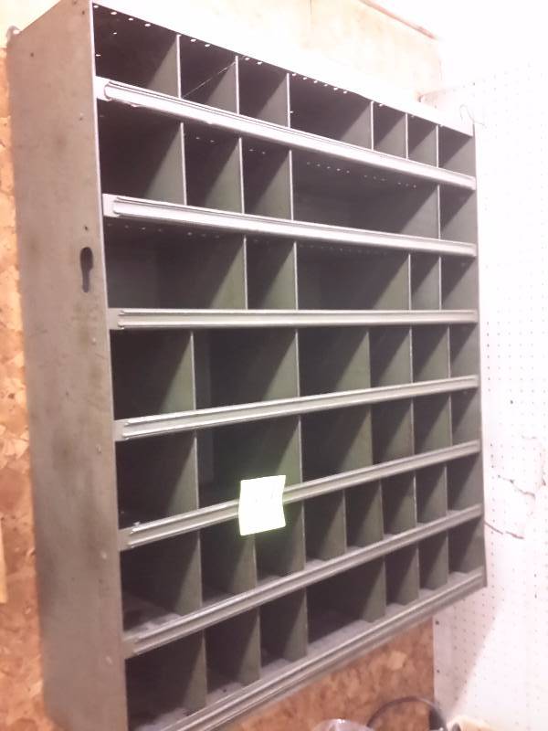 lot 11 image: Steel shelfcabinet  36in x 19 in x 39 in  top  34 12 in x 17 in x 39 in
