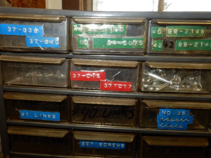 lot 16 image: Storage Box and all contents