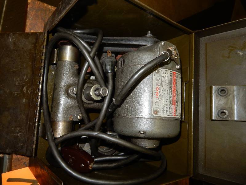 lot 186 image: Lathe Attachment for Grinding Externally andor internally