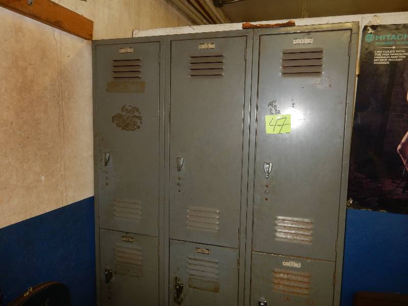 lot 47 image: 6 LYON 12 lockers (Top and bottom).