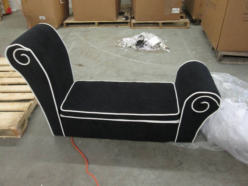 Spiral Upholstered Storage Bench op...
