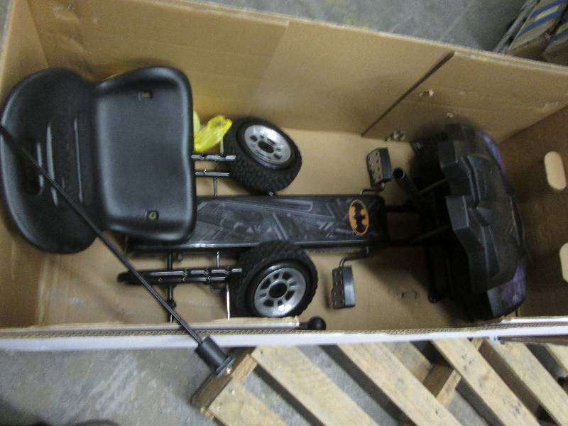 Batmobile Go-Cart open box, needs n...